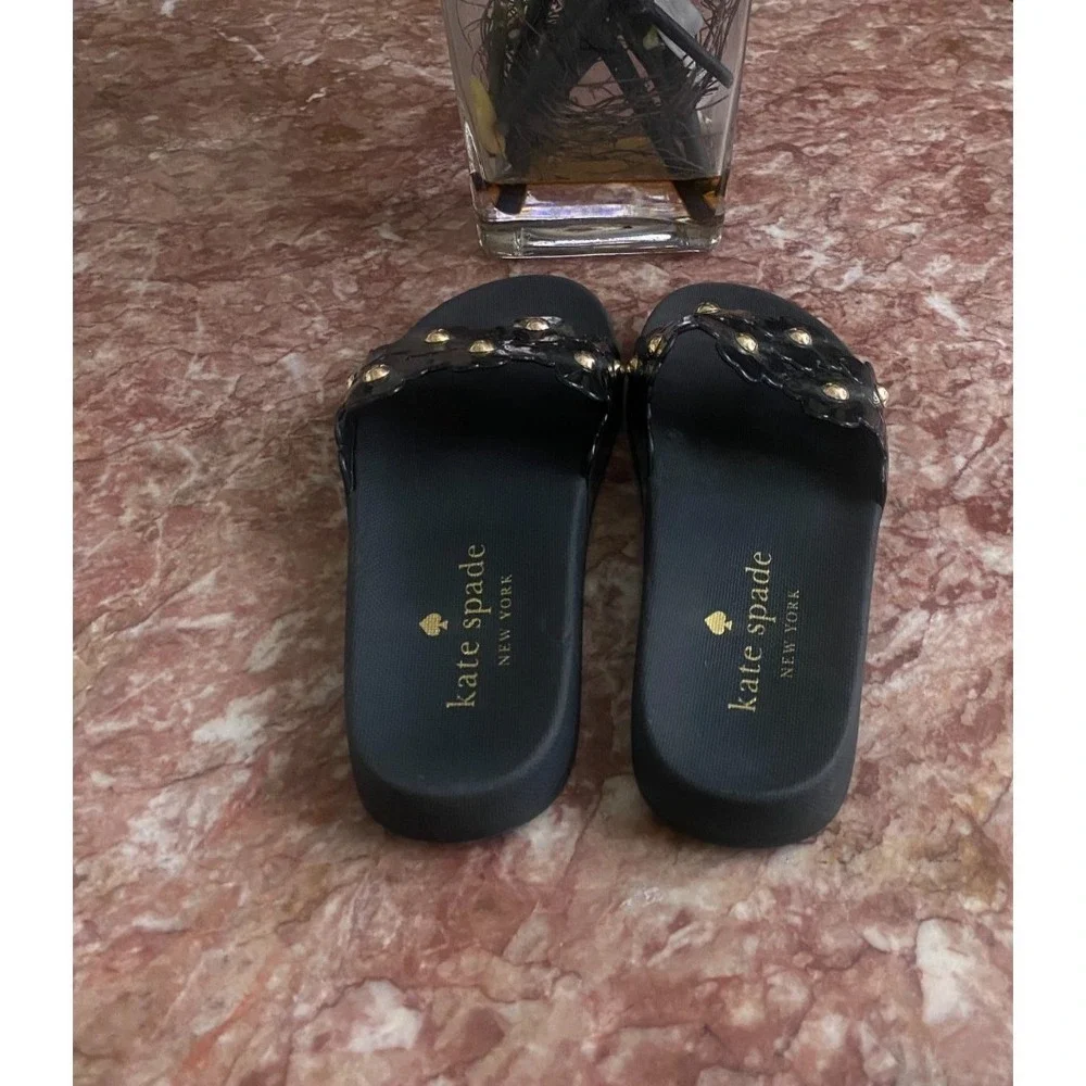 Kate Spade Daisy‎ Pool Slides Black Sandals Size 7B EUC! $129